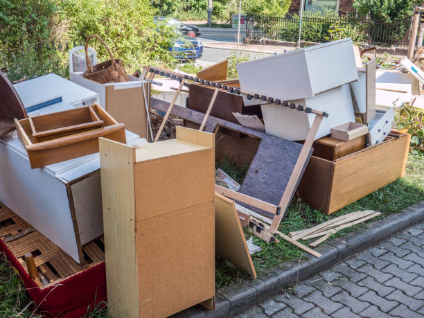 Best Furniture Removal  in Oakes, ND